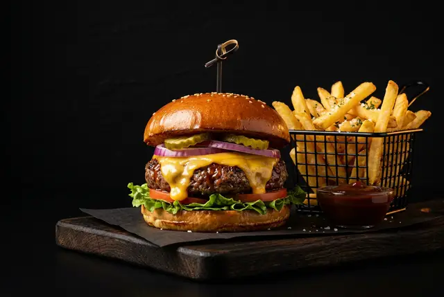 Cheeseburger 200 g